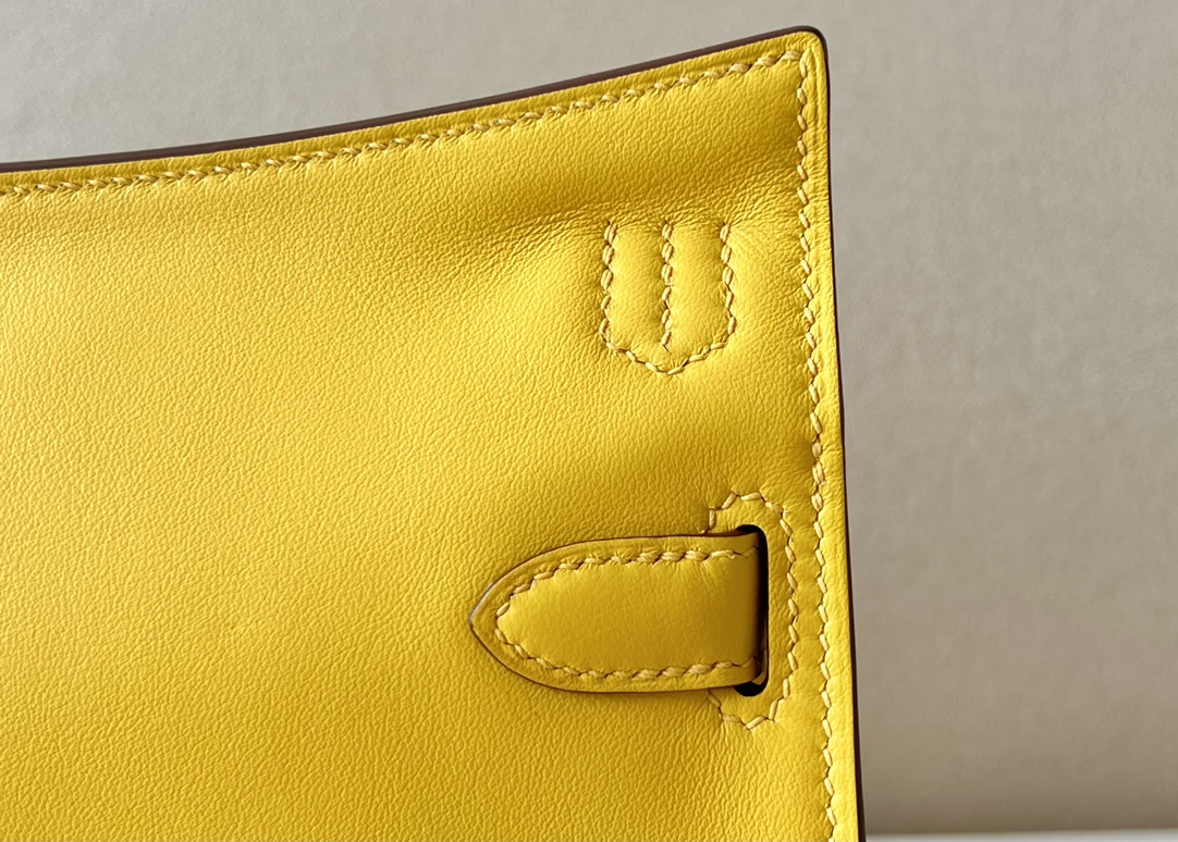 Hermes Jypsiere Mini Shoulder Bag In Yellow Swift Leather